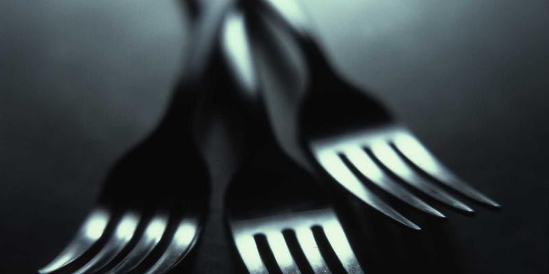 量子密钥分发网络：原理、编程资源与网络技术部署全解析